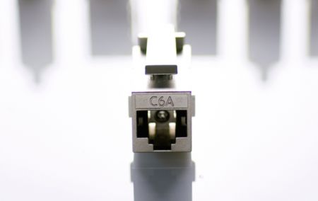 Système de coupleur d'alimentation RJ45 - SYSTÈME DE COUPLEUR D'ALIMENTATION RJ45